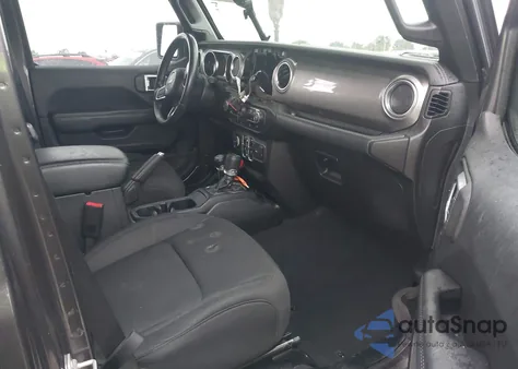 2020 Jeep Wrangler Unlimited Sahara 4X4 z USA, uszkodzony, nr VIN 1C4HJXEN3LW203429